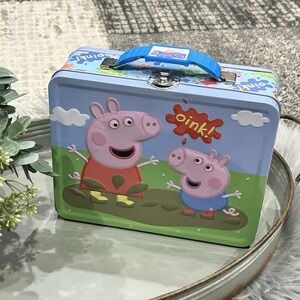 Peppa Pig! Muddy Puddles Fun Tin Metal Lunch Box Souvenir Storage
